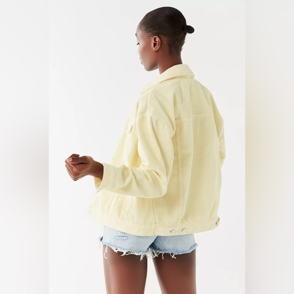 NWT Urban Outfitters BDG Pastel Yellow Corduroy Trucker Jacket - Picture 2 of 10